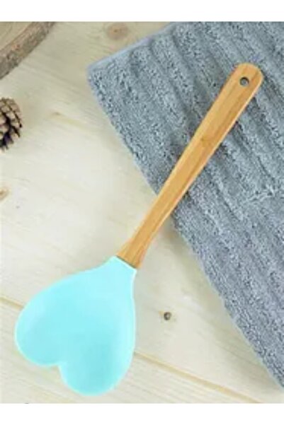 KIZILELMADA ملعقة من السيليكون على شكل قلب بمقبض خشبي - أنيقة وعملية