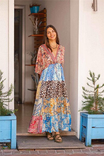 Miss Boheme Pembe Renk Önü Ve Arkası V Yaka Gold Detaylı Uzun İpek Elbise