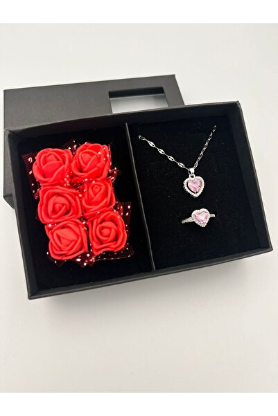 Sepetten Eve Güllü Şık Hediye Kutusunda Gümüş Pembe Kalpli Kolye Yüzük Seti 1...