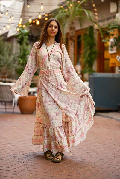 Miss Boheme Pembe Renk Kruvaze Yaka Gold Detaylı İpek Kaftan Elbise