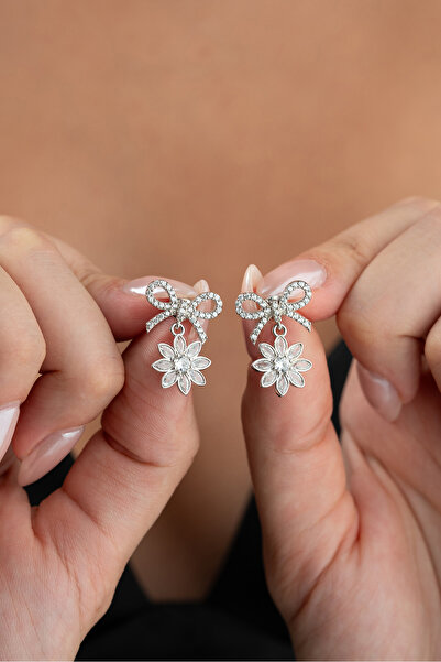 Silvano Jewelry 925 Ayar Gümüş Fiyonklu Çiçek Küpe