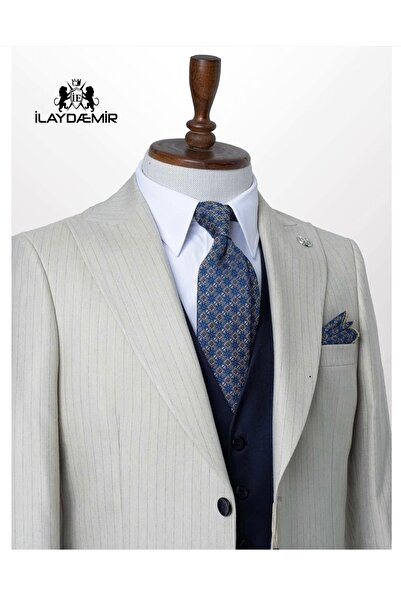 ilayda emir Beige Navy Striped Suit