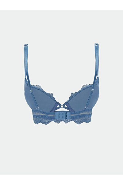 LC Waikiki Balenli Dolgulu Dantelli Fantezi Tişört Sütyen