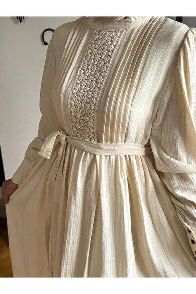 Navra Dantel ve Nervürlü Müslin Elbise 5087 ekru