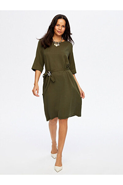 Faik Sönmez Arkası Örme Önü Liyoselli Beli Kemerli Kısa Kol Torba Elbise W26E...