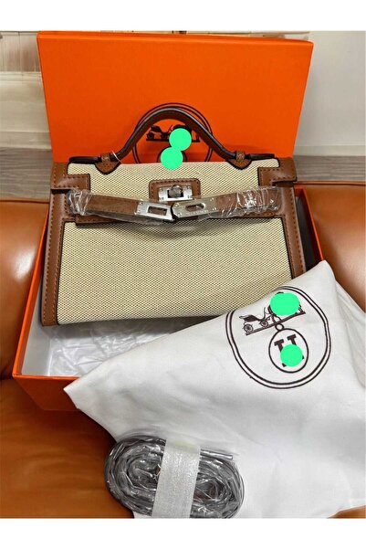 CHA Shoulder bag, an exact copy of the famous brand. It comes with a box, a b...