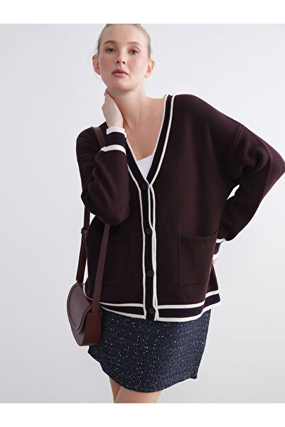 LC Waikiki Esvab Giyim'den Şık Tercihler | V Yaka Çizgili Oversize Kadın Triko Hırka