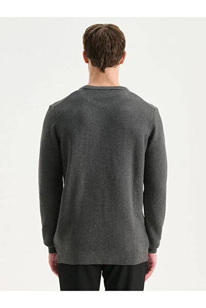 LC Waikiki Create Your Style from Uzg Store | Crew Neck Checkered Men's Knitwear Sweater