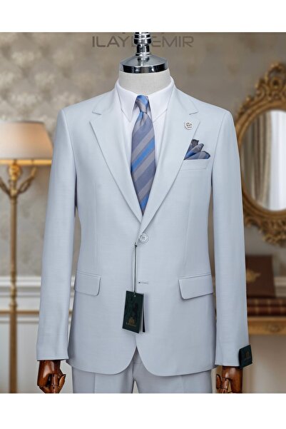 ilayda emir Ice Blue Suit