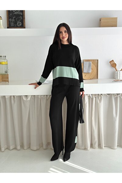 02Lady Fashion Garnished Knitwear Set with Slit Detail