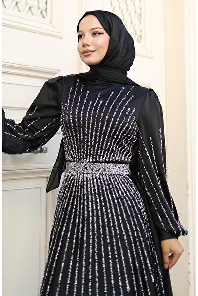 sefamerve Βραδινό φόρεμα από σατέν με πέτρες 5802-04 Μαύρο