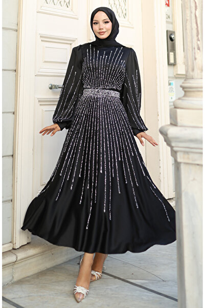 sefamerve Βραδινό φόρεμα από σατέν με πέτρες 5802-04 Μαύρο