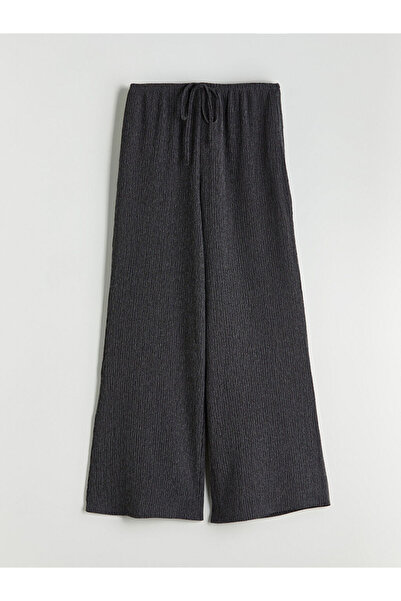 LC Waikiki Sparkling Selections from Shining Store |   Textured Wide Leg Women's Trousers with Elastic Waistband