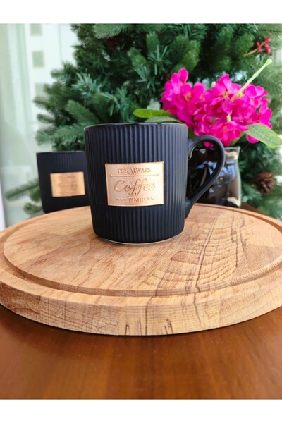 Madame Coco Droit Gold Mug Black 375 ml - 1 Piece