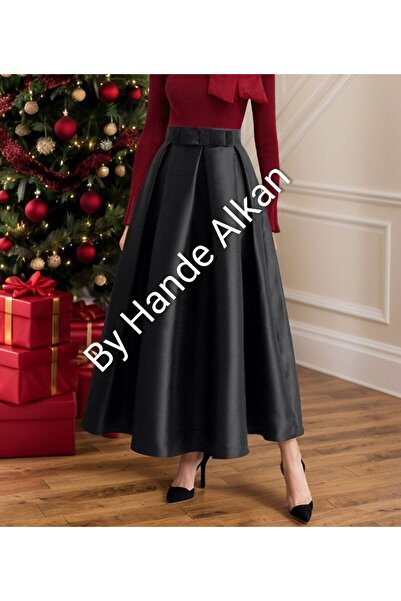 By Hande Alkan Fusta lungă plisată din satin Dupont negru pentru femei