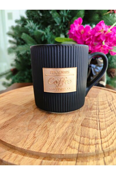 Madame Coco Droit Gold Mug Black 375 ml - 1 Piece