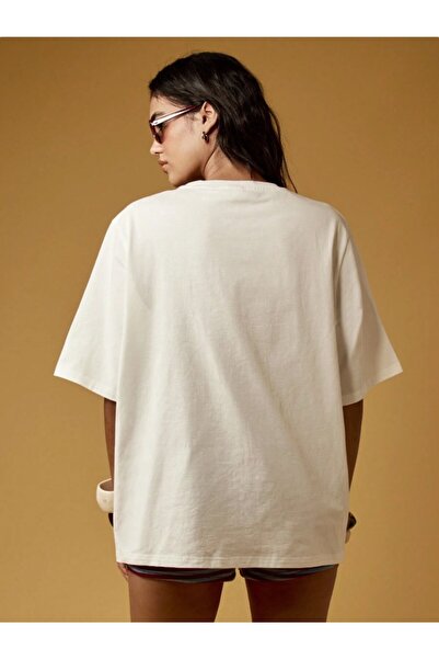 Kaptins Women's White T-Shirt Strawberry Pattern Printed T-Shirt Cotton