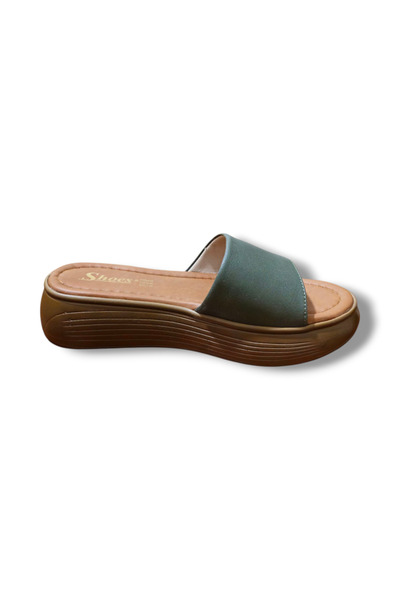 BARONES SHOES شباشب نسائية من الجلد الطبيعي بحزام واحد ونعل عالٍ