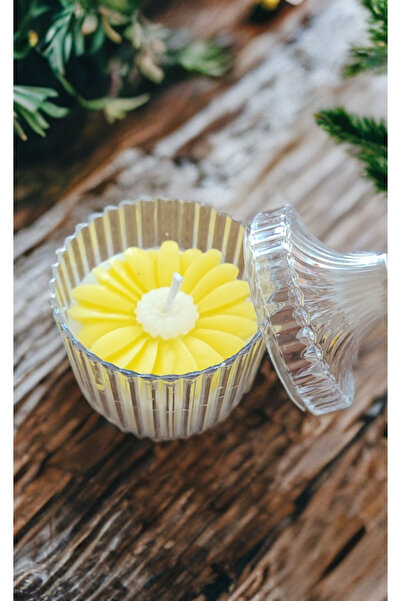 AEC MİKA ŞEKERLİK İÇERİSİNDE KOKULU PAPATYALI MUM