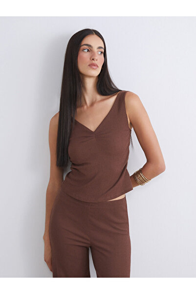 LC Waikiki Vizyon New Season V-Neck Textured Gathered Blouse