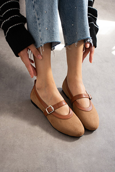 BERFONA ΠΑΠΟΥΤΣΙΑ ΜΙΛΑΝΟ ΤΑΜΑΝΑ ΔΕΡΜΑΤΙΝΑ ΣΟΥΤΕΤ ΜΠΑΜΠΕΤ