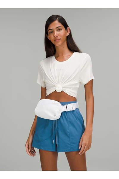 Eworld Everywhere Belt Bag , Compact Waist & Crossbody Fanny Pack with Zippered Pockets,White