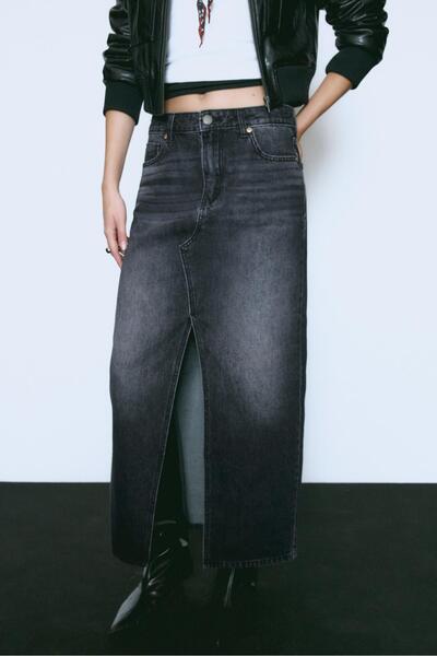 Stradivarius Loose-fitting denim midi skirt
