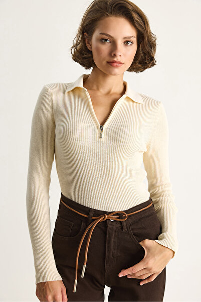 Bianco Lucci Women's Zippered Sweater 20246337