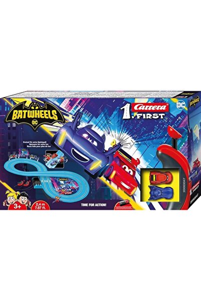Carrera First DC Batwheels Slot Car Race Track Set | 2.4 m Track, 2 Players, Ages 3+