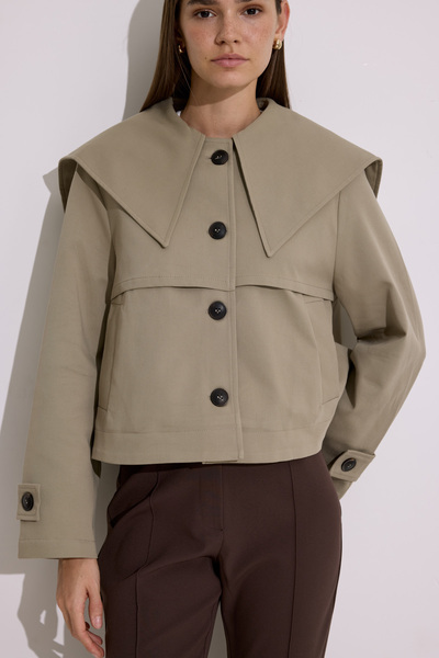 Manuka Wide Collar Short Trench Coat Green