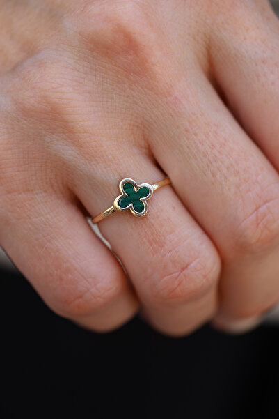 Yenigün Kuyumculuk 14 Ayar Altın Yeşil Geçişli Taş Detaylı Mini Yonca Yüzük