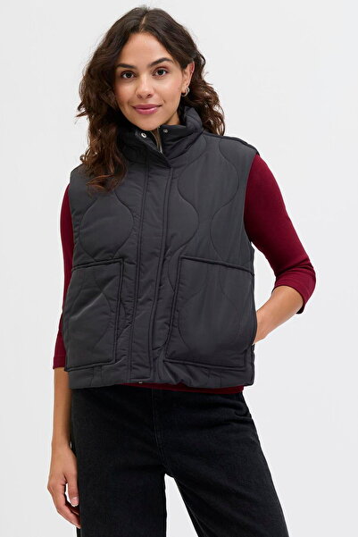 Jack & Jones Women's Stand Collar Quilted Vest - Serena
