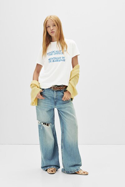 Pull & Bear Slogan T-shirt
