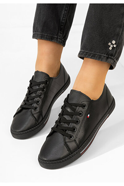 B T Shoes Černé dámské polobotky Debbra
