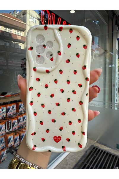 OVADA SAMSUNG GALAXY A32 Uyumlu Kamera Korumalı Dalga Desenli Çilek Baskılı K...