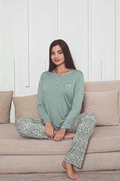 ALİMER Kadın Etnik Desenli 3 Düğmeli Likralı Viskon Mevsimlik Uzun Kollu Pijama Takımı