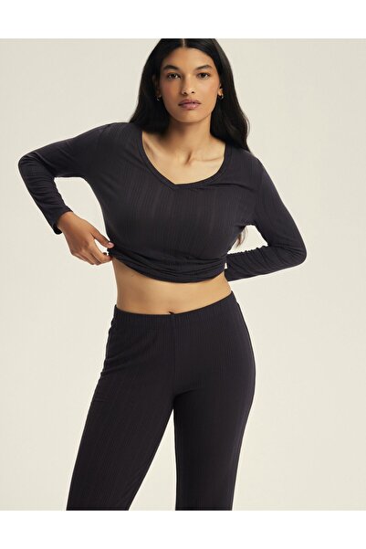 ESOTIQ Women's Pijama Set 2-Piece Cami Top & Shorts Ribbed Viscose & Elastane | Jenius 3