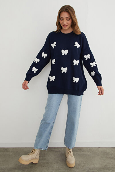 Fulla Moda Szalaggal hímzett, nagyméretű kötött pulóver