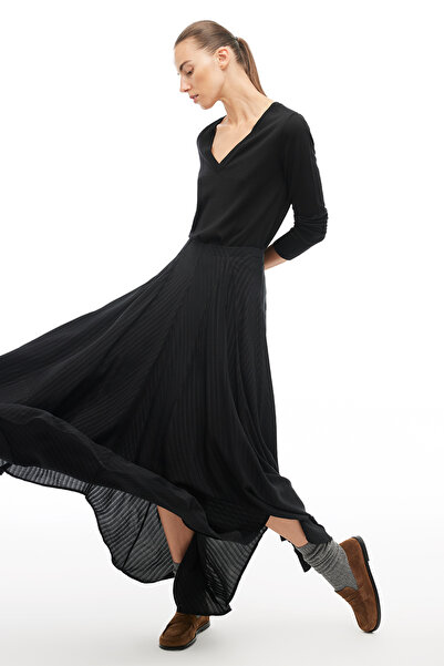 Perspective Black High Waist Knee Length Skirt