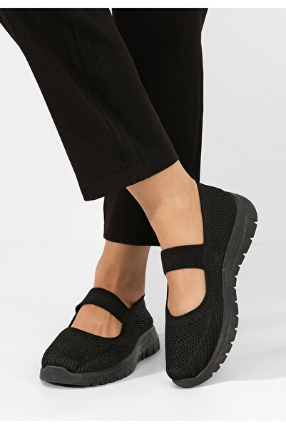 B T Shoes Černé dámské polobotky Jennette