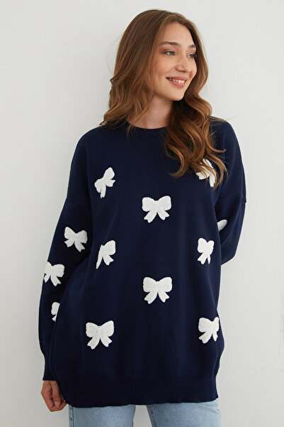 Fulla Moda Свитер з великим коміром, з вишивкою стрічкою