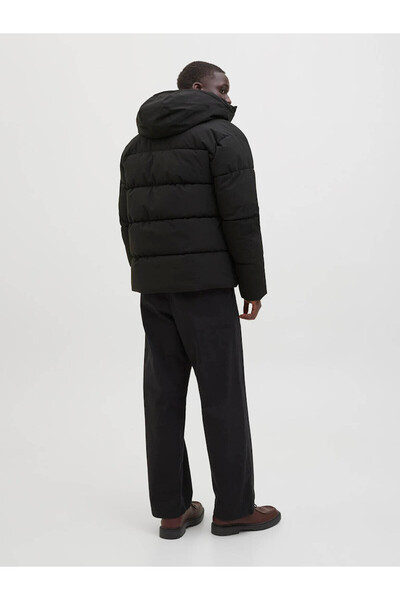 Jack & Jones Чорна чоловіча куртка Puffer 12283517