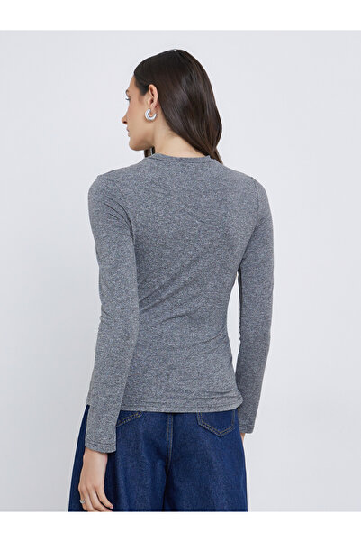 Styli Long Sleeves Asymmetric Hem Top with Ruched Detail