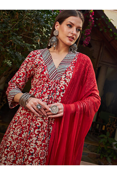 Sassafras By Styli Maroon Geometric Print V-Neck Kurta with Pencil Pants and Dupatta Set