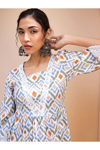 Sassafras By Styli White Geometric Print Peplum Kurti