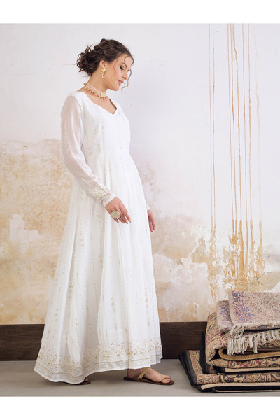 Sassafras By Styli White Sequence Sweetheart Neck Anarkali Kurta