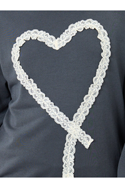 Styli Teen Heart Lace Sweatshirt and Flared Legging Set