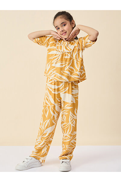 Stylo Bug By Styli Floral Print Round Neck Top and Pants Set