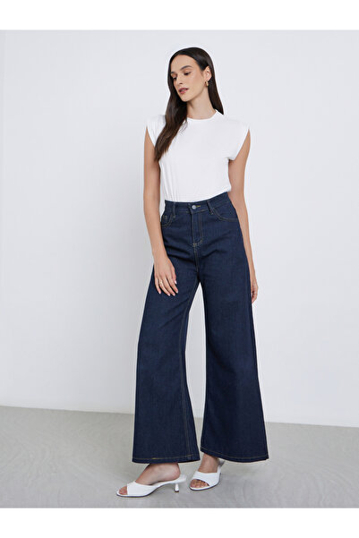 Styli Solid Round Neck Sleeveless Plain Bodysuit