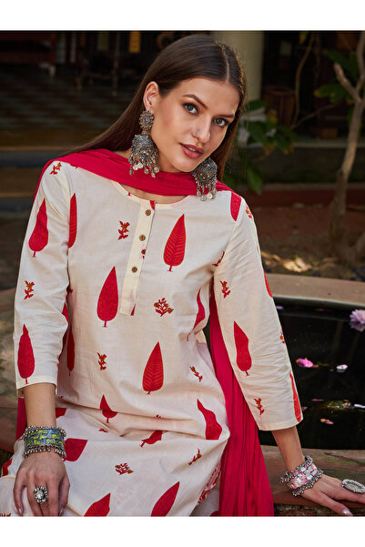 Sassafras By Styli White and Red Floral Straight Kurta with Pencil Pants and Dupatta Set